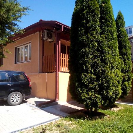 סקופיה Villa Re3Ca מראה חיצוני תמונה