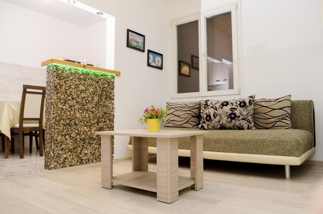 סקופיה Villa Re3Ca מראה חיצוני תמונה