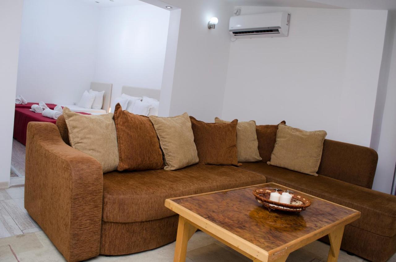 סקופיה Villa Re3Ca מראה חיצוני תמונה